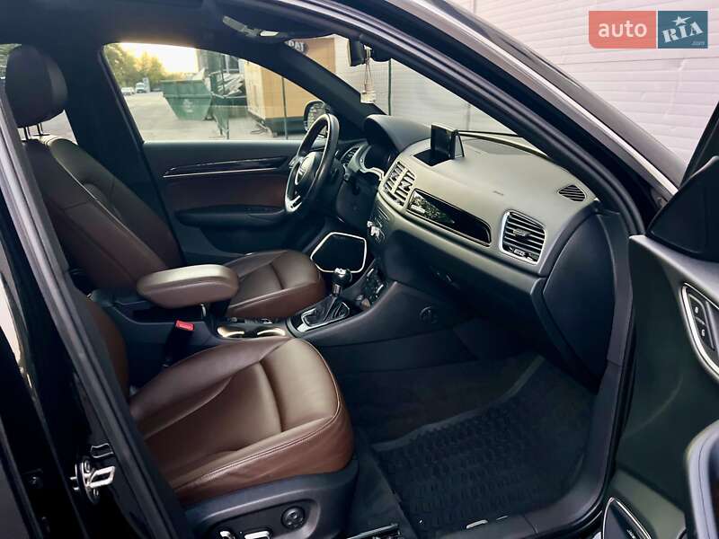 Внедорожник / Кроссовер Audi Q3 2016 в Одессе