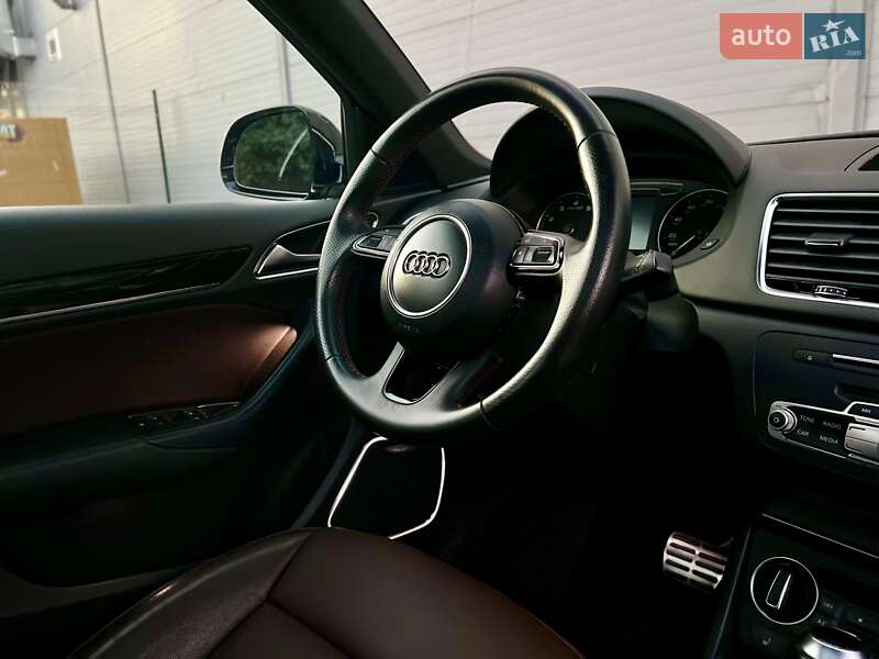 Внедорожник / Кроссовер Audi Q3 2016 в Одессе