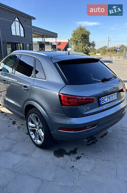 Внедорожник / Кроссовер Audi Q3 2015 в 