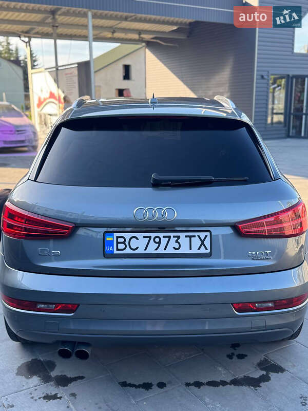 Внедорожник / Кроссовер Audi Q3 2015 в Самборе