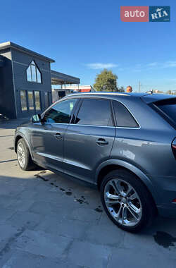 Внедорожник / Кроссовер Audi Q3 2015 в 
