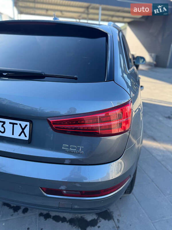 Внедорожник / Кроссовер Audi Q3 2015 в Самборе