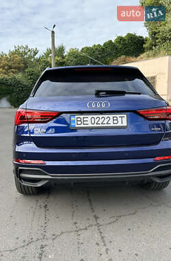 Внедорожник / Кроссовер Audi Q3 2024 в 
