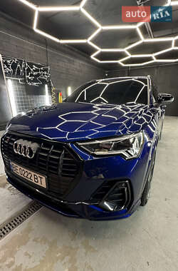 Внедорожник / Кроссовер Audi Q3 2024 в 