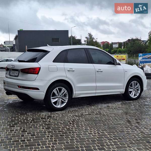 Внедорожник / Кроссовер Audi Q3 2017 в Тернополе