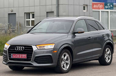 Внедорожник / Кроссовер Audi Q3 2015 в 
