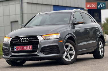 Внедорожник / Кроссовер Audi Q3 2015 в 