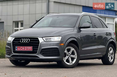 Внедорожник / Кроссовер Audi Q3 2015 в 