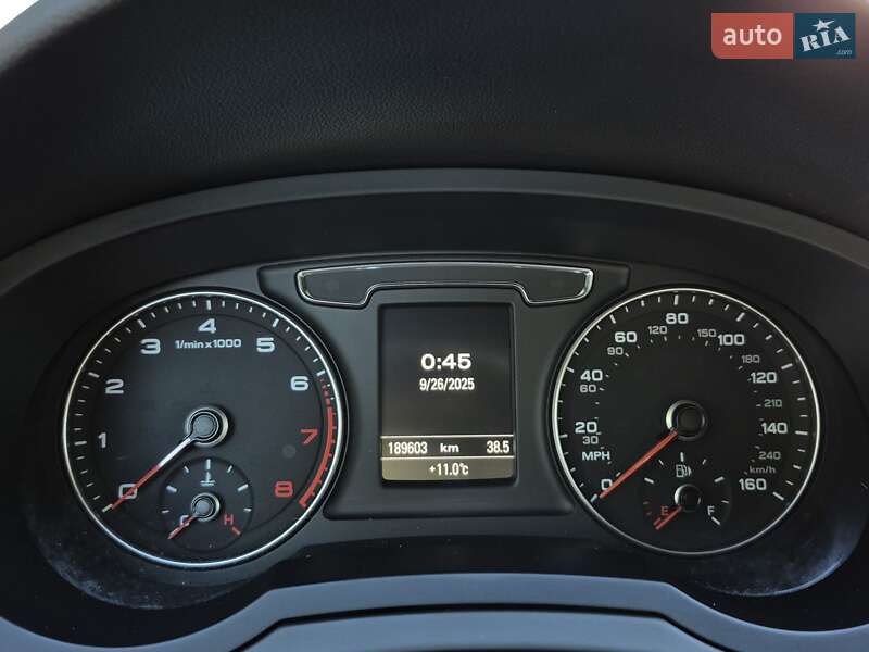 Позашляховик / Кросовер Audi Q3 2016 в Львові