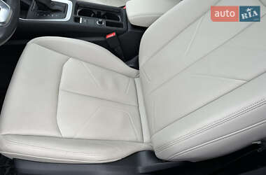 Внедорожник / Кроссовер Audi Q3 2023 в 