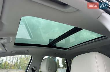 Внедорожник / Кроссовер Audi Q3 2023 в 