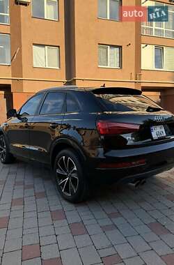Позашляховик / Кросовер Audi Q3 2018 в 