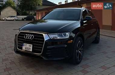 Позашляховик / Кросовер Audi Q3 2018 в 