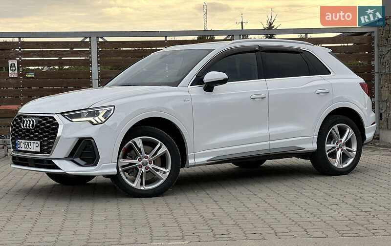 Позашляховик / Кросовер Audi Q3 2020 в Стрию