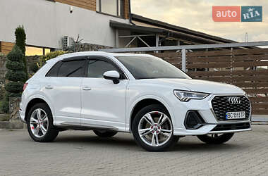 Внедорожник / Кроссовер Audi Q3 2020 в 