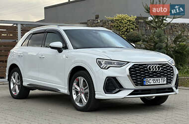 Внедорожник / Кроссовер Audi Q3 2020 в 