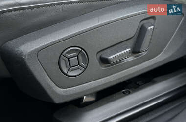 Внедорожник / Кроссовер Audi Q3 2020 в 