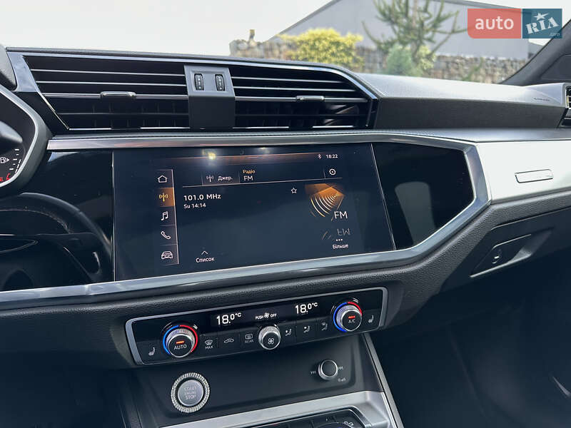 Позашляховик / Кросовер Audi Q3 2020 в Стрию