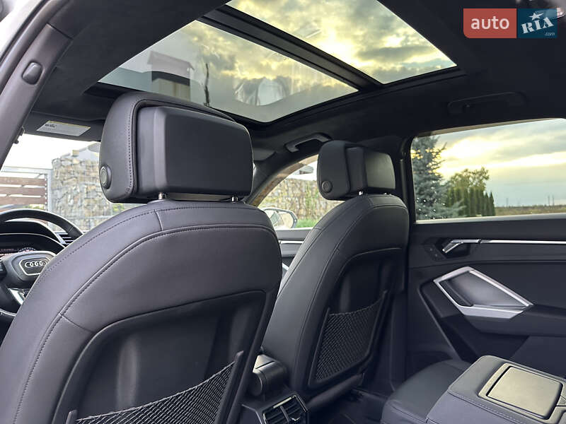 Позашляховик / Кросовер Audi Q3 2020 в Стрию