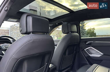 Внедорожник / Кроссовер Audi Q3 2020 в 