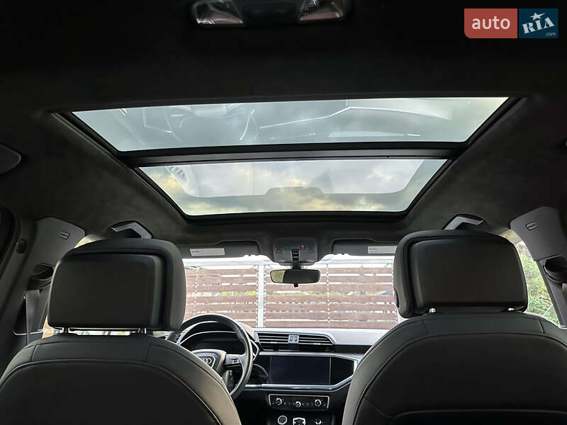 Позашляховик / Кросовер Audi Q3 2020 в Стрию