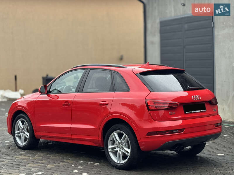 Внедорожник / Кроссовер Audi Q3 2016 в Черновцах