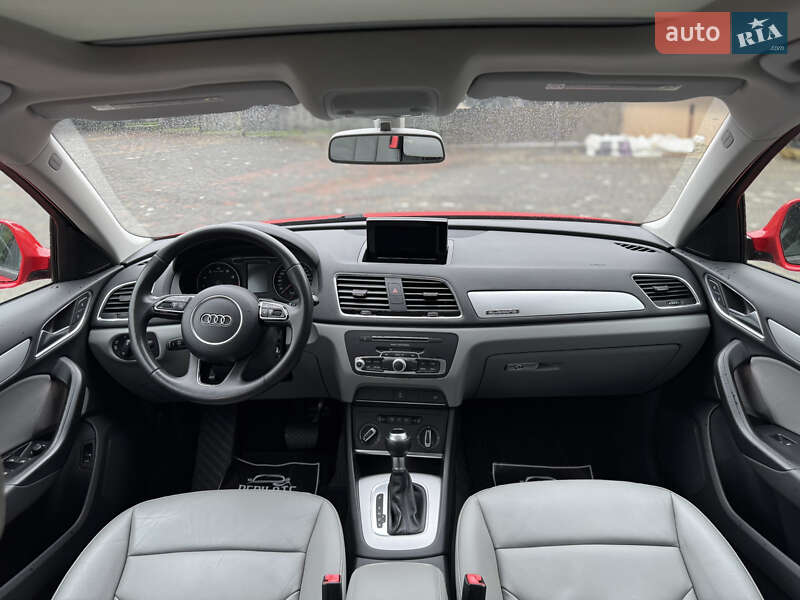 Внедорожник / Кроссовер Audi Q3 2016 в Черновцах