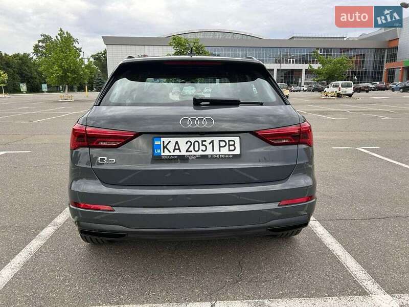 Внедорожник / Кроссовер Audi Q3 2025 в Ивано-Франковске