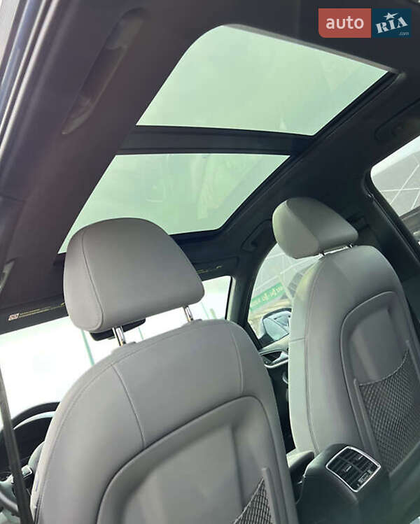 Внедорожник / Кроссовер Audi Q3 2016 в Львове
