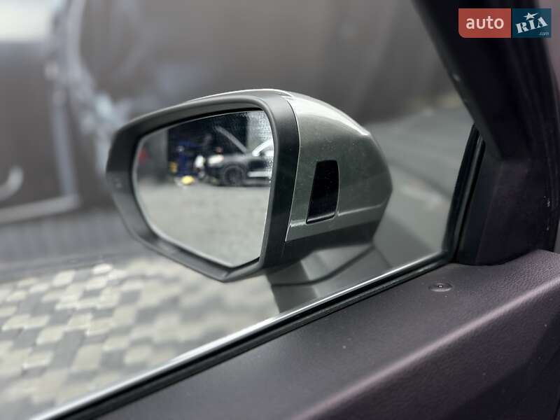 Позашляховик / Кросовер Audi Q3 2020 в Львові