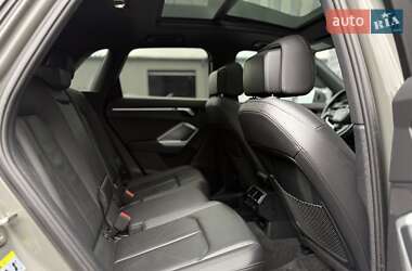 Внедорожник / Кроссовер Audi Q3 2020 в 