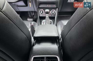 Позашляховик / Кросовер Audi Q3 2016 в 
