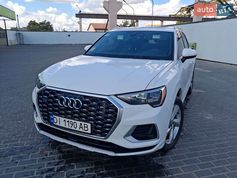 Внедорожник / Кроссовер Audi Q3 2019 в Одессе фото 10 Внедорожник / Кроссовер Audi Q3 2019 в Одессе