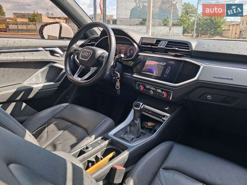 Внедорожник / Кроссовер Audi Q3 2019 в Одессе фото 26 Внедорожник / Кроссовер Audi Q3 2019 в Одессе