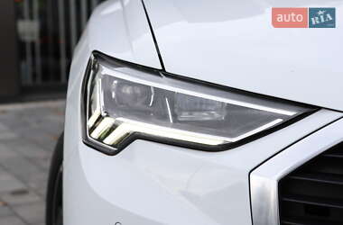 Позашляховик / Кросовер Audi Q3 2020 в 