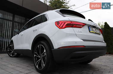 Позашляховик / Кросовер Audi Q3 2020 в 