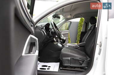 Позашляховик / Кросовер Audi Q3 2020 в 