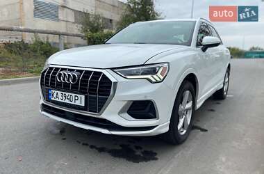 Внедорожник / Кроссовер Audi Q3 2020 в 
