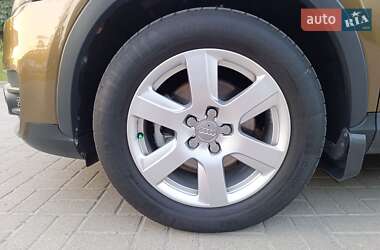 Внедорожник / Кроссовер Audi Q3 2012 в 