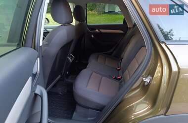 Внедорожник / Кроссовер Audi Q3 2012 в 