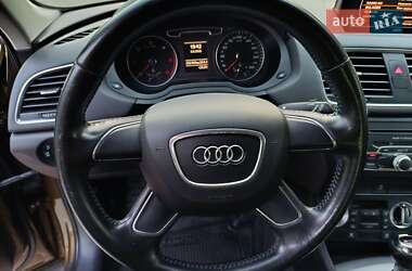 Внедорожник / Кроссовер Audi Q3 2012 в 
