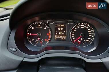 Внедорожник / Кроссовер Audi Q3 2012 в 