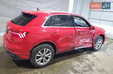 Внедорожник / Кроссовер Audi Q3 2023 в 