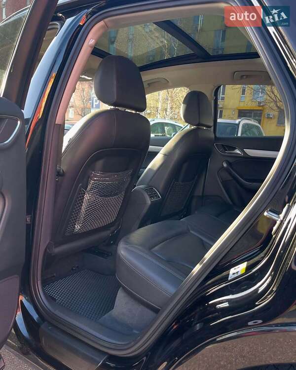 Внедорожник / Кроссовер Audi Q3 2016 в Львове