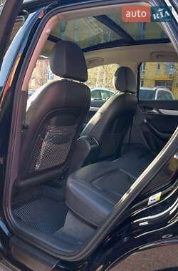 Внедорожник / Кроссовер Audi Q3 2016 в 