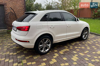 Внедорожник / Кроссовер Audi Q3 2016 в 