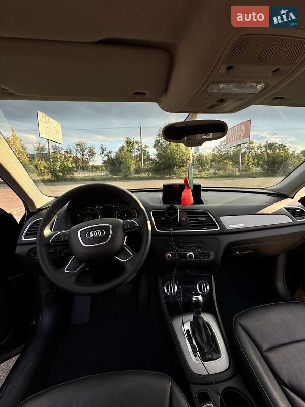 Позашляховик / Кросовер Audi Q3 2014 в Одесі