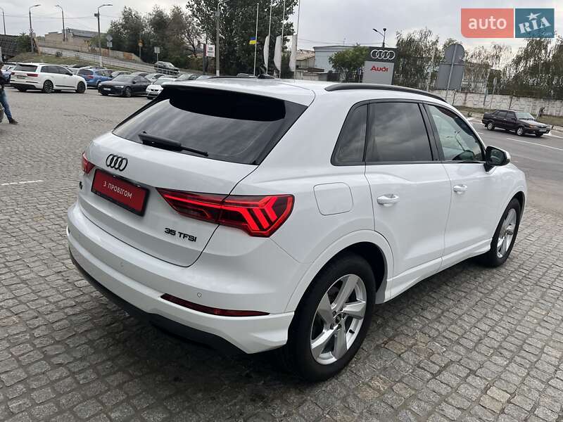Внедорожник / Кроссовер Audi Q3 2024 в Днепре