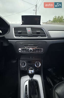 Позашляховик / Кросовер Audi Q3 2014 в 