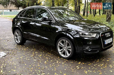 Внедорожник / Кроссовер Audi Q3 2014 в 